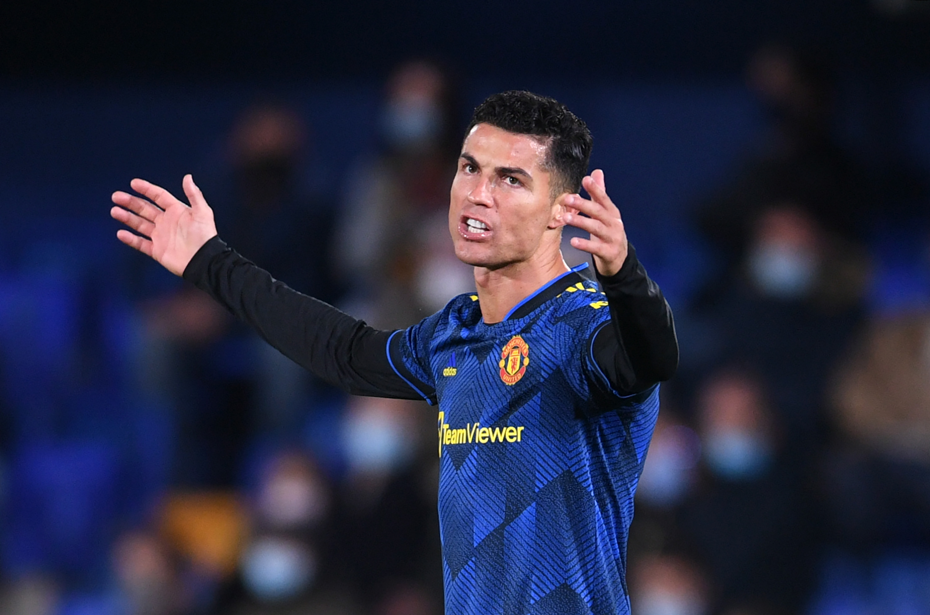 Cristiano Ronaldo s-a enervat și i-a dat mesaj lui Cassano: ”N-ai respect”. Răspunsul lui Antonio: ”Ia exemplu de la Messi”