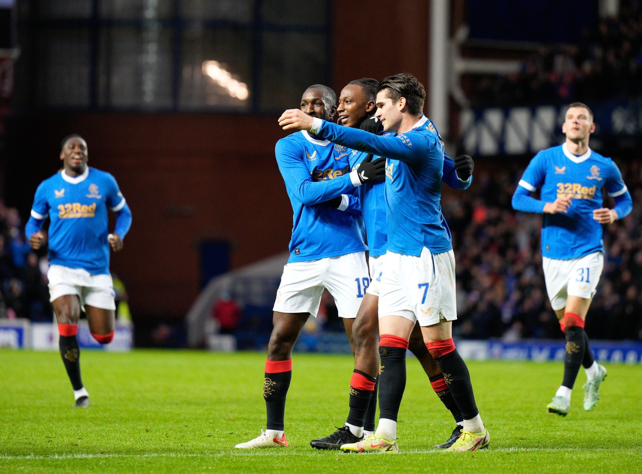 Ianis Hagi, evoluție apreciată în Rangers – Dundee 3-0. Cinci victorii consecutive pentru campioana Scoției