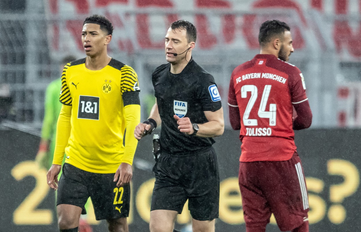 Jude Bellingham riscă o sancțiune, după acuzațiile la adresa arbitrului din derby-ul Dortmund - Bayern