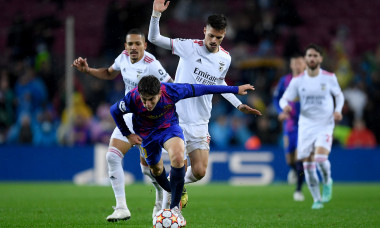 FC Barcelona v SL Benfica: Group E - UEFA Champions League