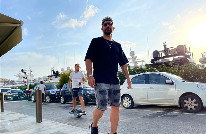 1.200 de kilometri l-au costat 200.000 de euro! Ce face Sergio Aguero cu ”cea mai inutilă achiziție”