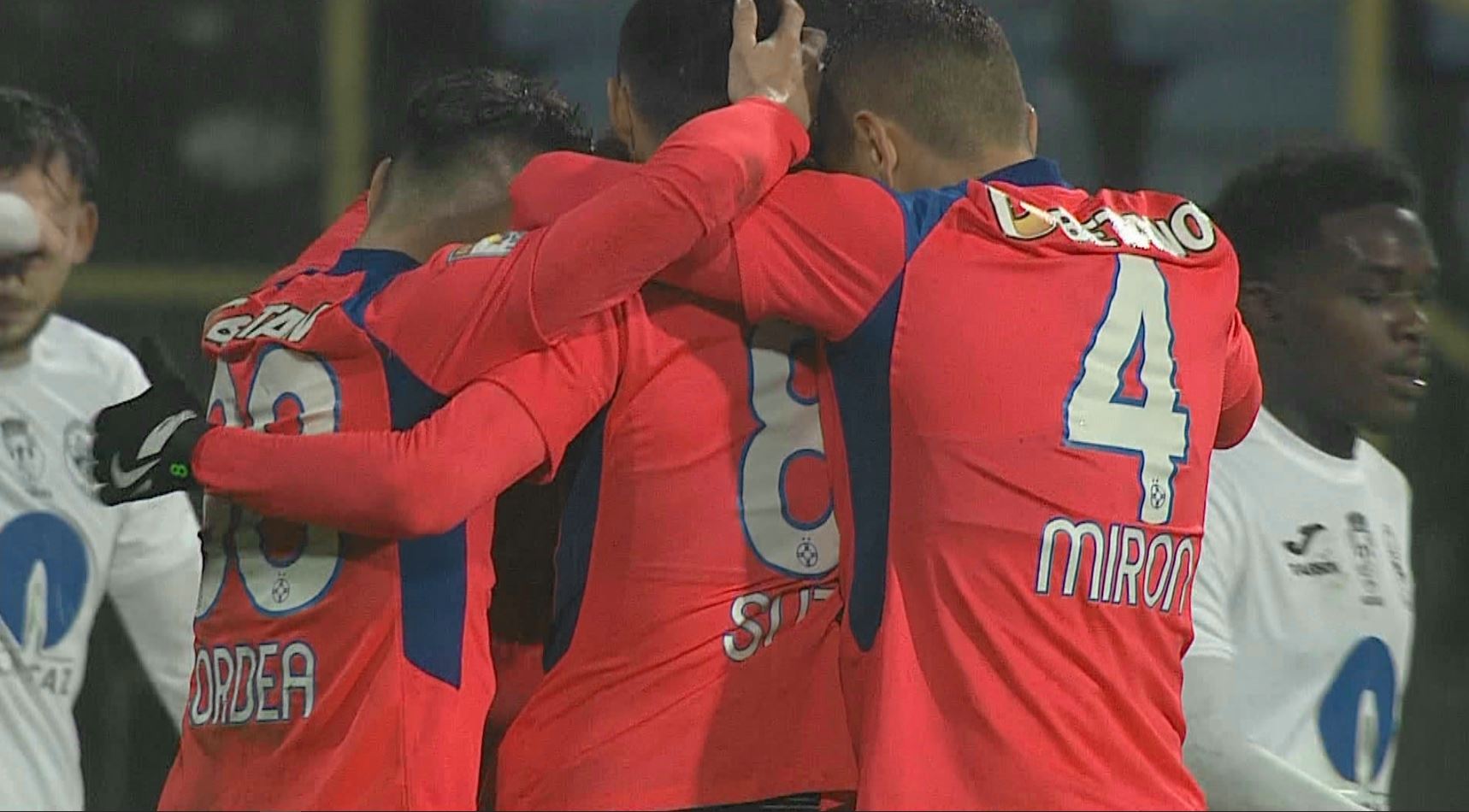 Gaz Metan Mediaș - FCSB 0-1, pe Digi Sport 1. Gol superb marcat de rezerva Olaru