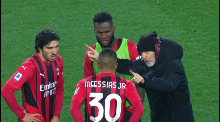tell me casualties Rewarding Video&Foto | Un jucător de la AC Milan a jucat o repriză cu numele scris  greșit pe tricou! Gafa ”rossonerilor”
