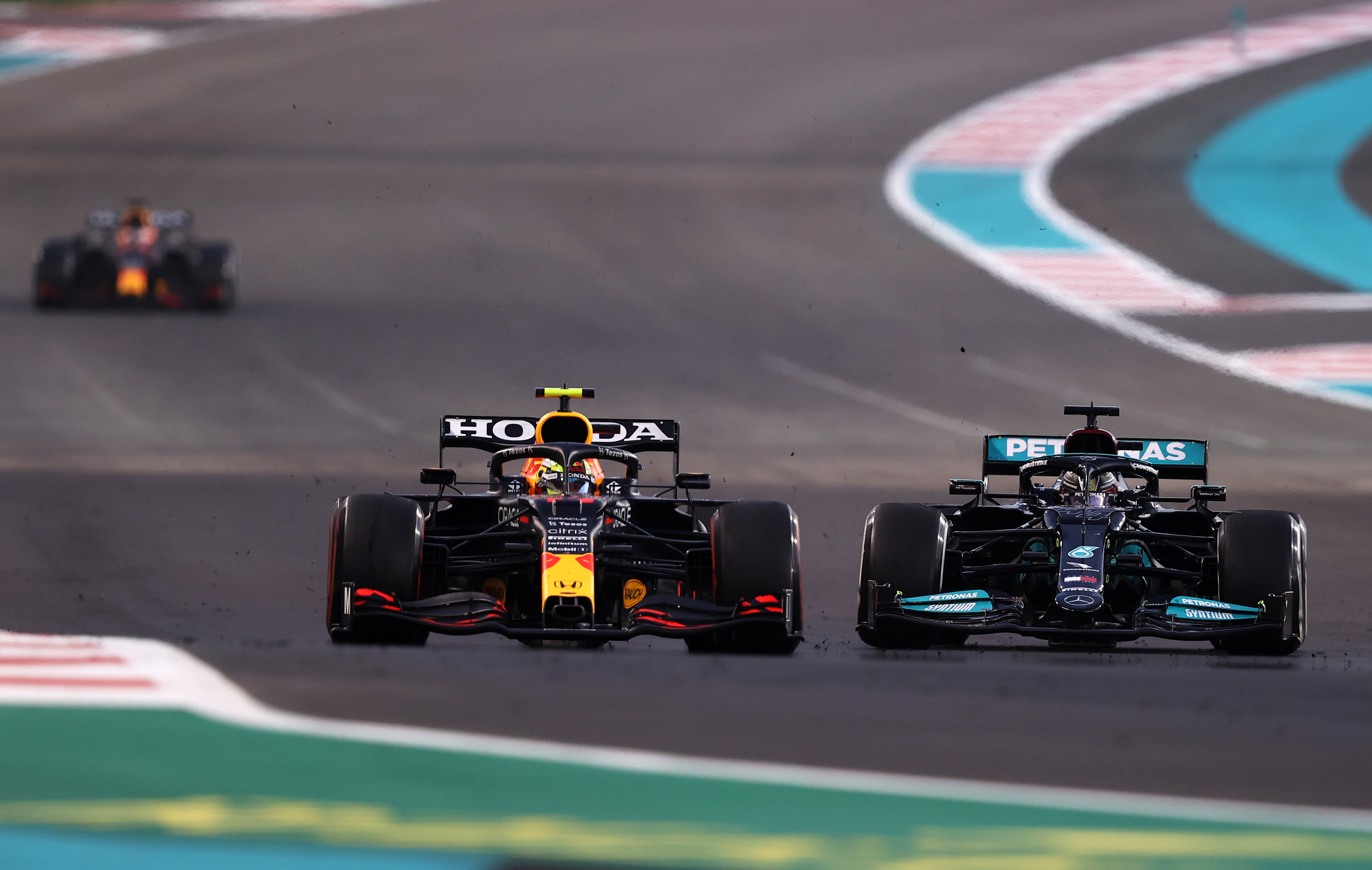 Ce nebunie în Marele Circ! Max Verstappen, campion mondial în ultimul tur al ultimei curse. Cum s-a decis totul