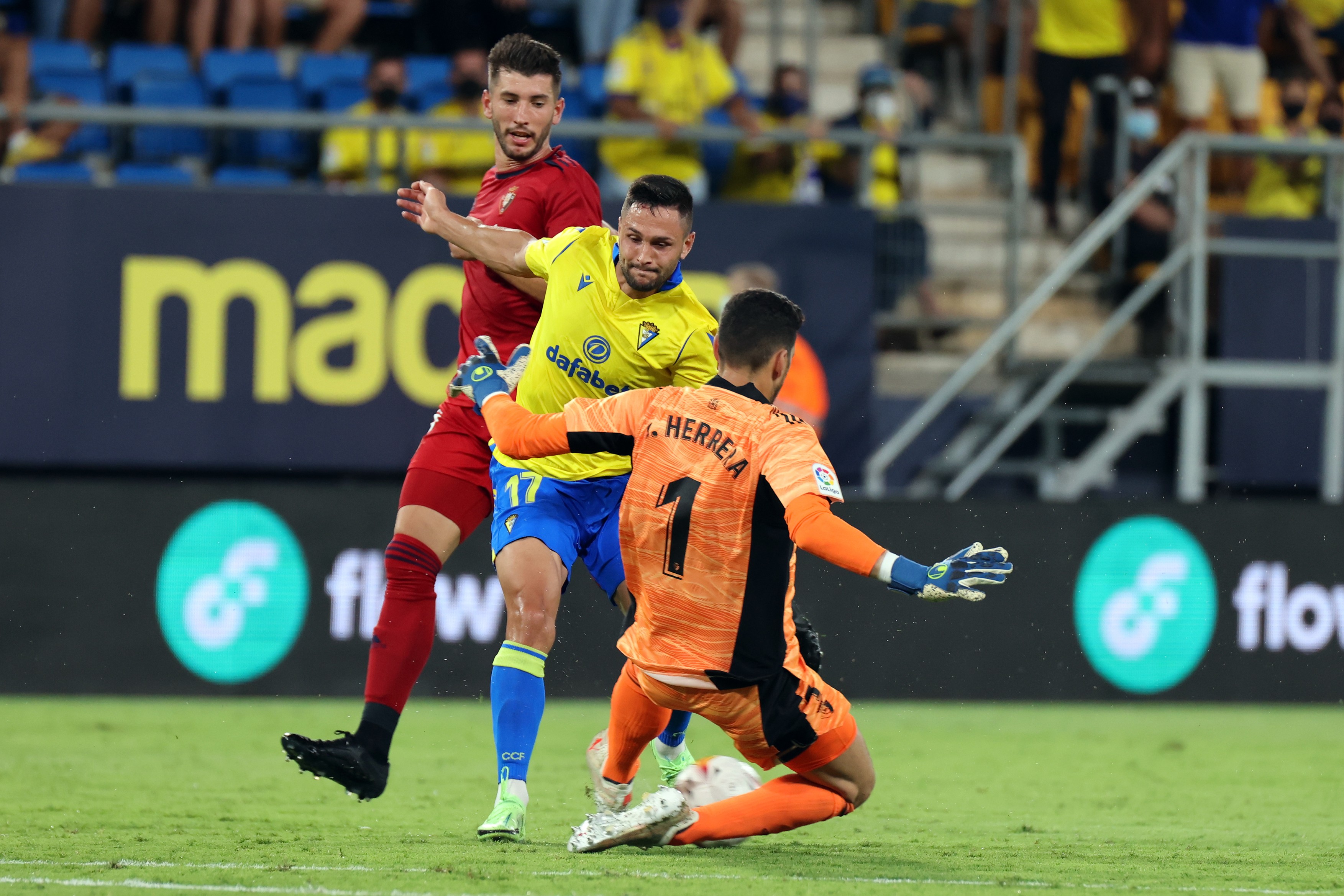 Cadiz i-a găsit înlocuitor lui Florin Andone! Un star de la Barcelona îi va lua locul atacantului român