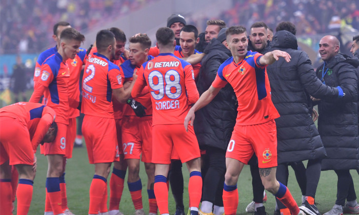 Florin Tănase, în meciul FCSB - Rapid / Foto: Sport Pictures