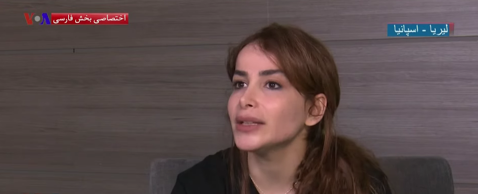 Ce a pățit Shaghayegh Bapiri pentru două fire de păr ieșite de sub hijab. Momentul în care a cedat nervos și a reacționat