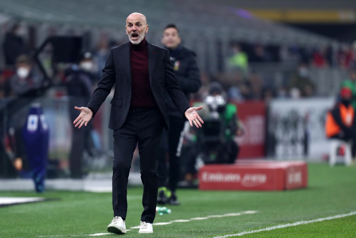 Controversă în Serie A, după anularea unui gol în Milan – Napoli. Stefano Pioli, reacție virulentă