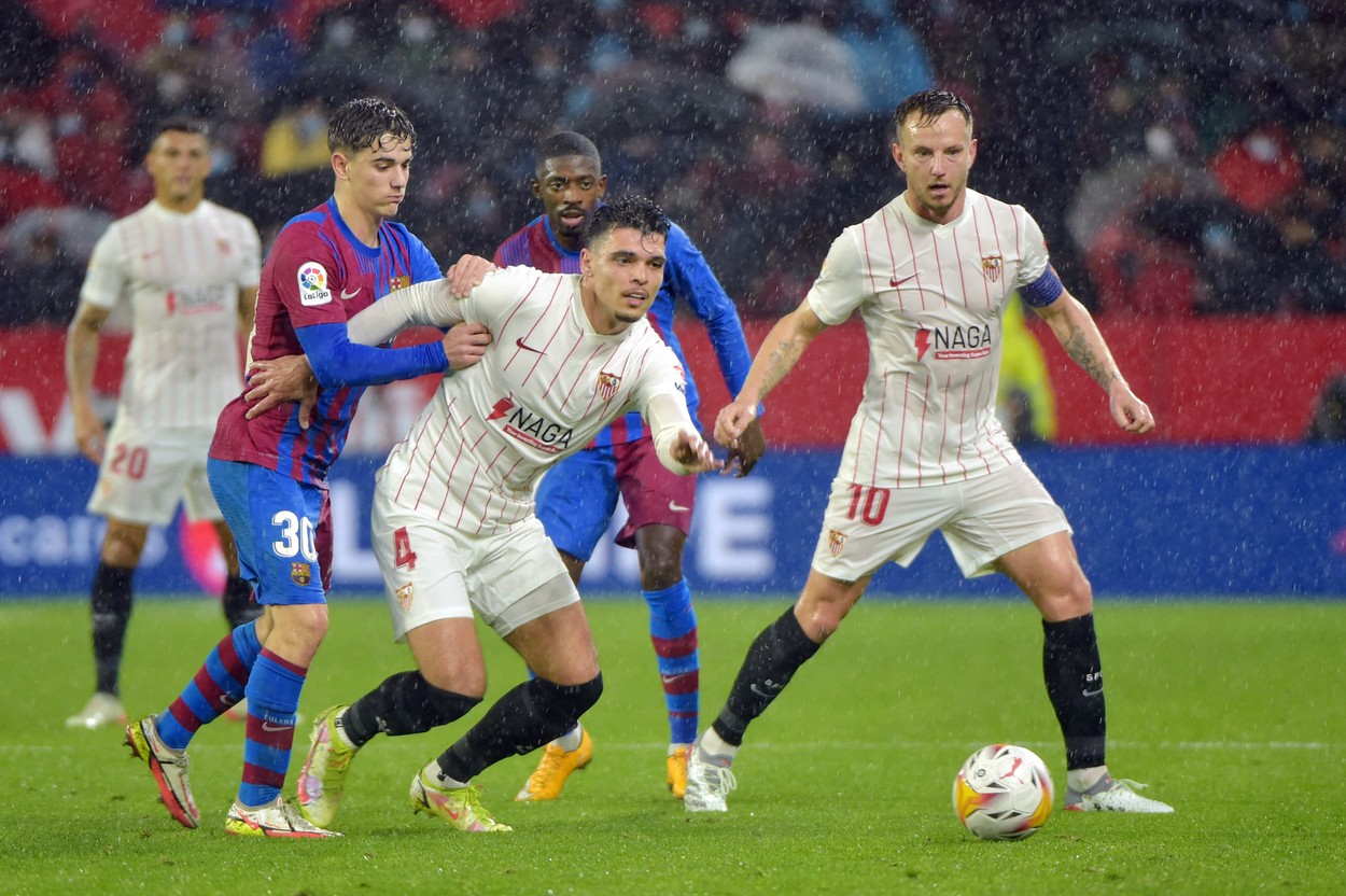 Sevilla - FC Barcelona 1-1, ACUM, în direct la Digi Sport 1. Araujo egalează pe Ramon Sanchez Pizjuan!