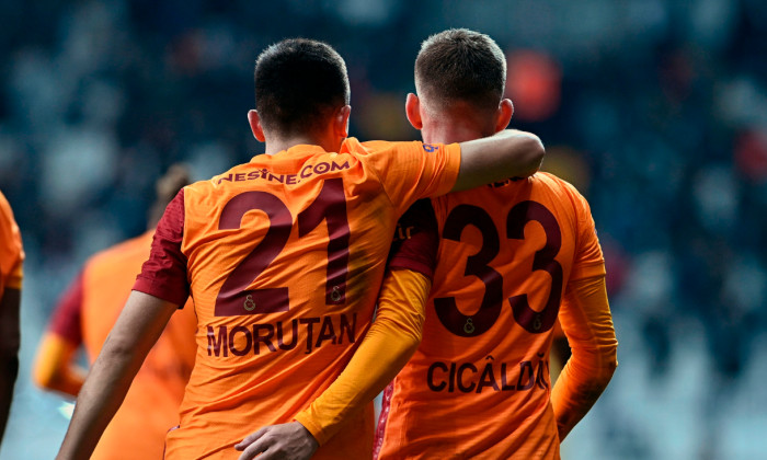 Olimpiu Moruțan și Alexandru Cicâldău, la Galatasaray / Foto: Profimedia