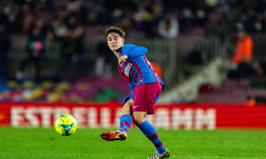 Gavi, cu șireturile desfăcute, în meciul Barcelona - Elche / Foto: Profimedia