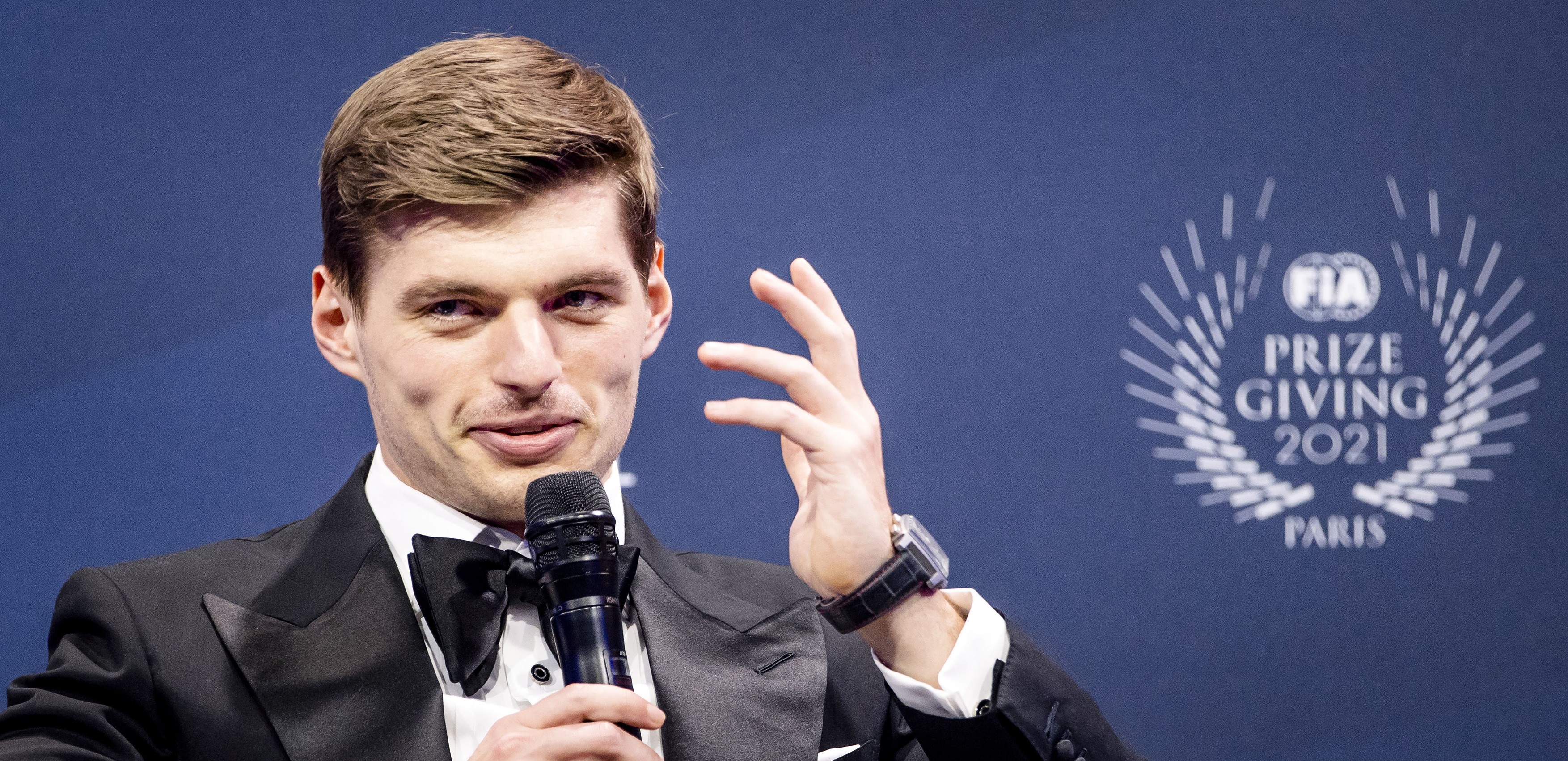 Max Verstappen a cucerit titlul mondial cu crampe musculare: ”Au apărut în ultimul tur” + ”Eu nu pot deveni un 'Sir'!”