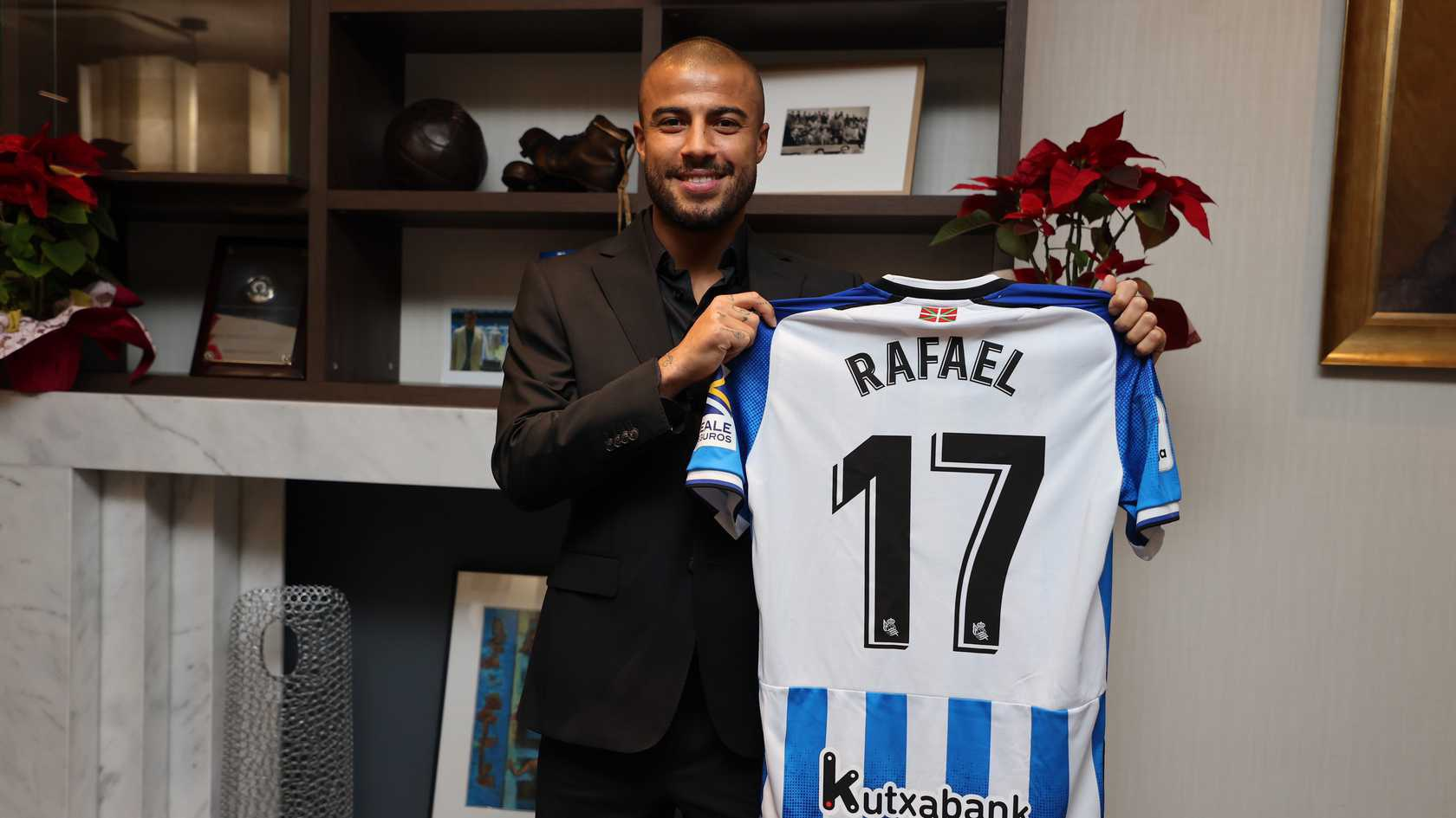 OFICIAL | Rafinha, împrumutat de PSG în La Liga