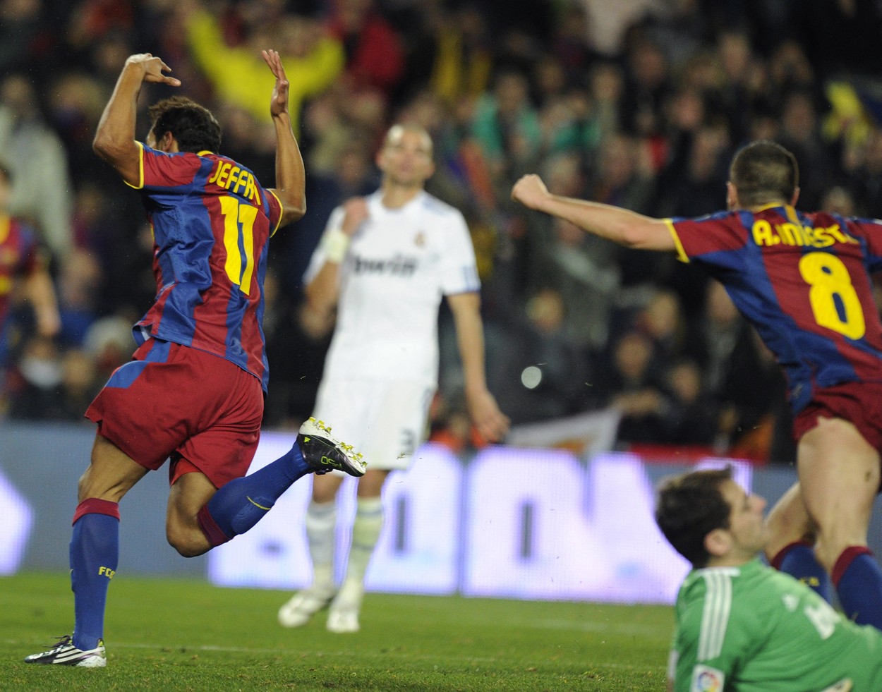 A jucat pentru FC Barcelona, a marcat în El Clasico, iar acum a ajuns în liga a doua din Thailanda