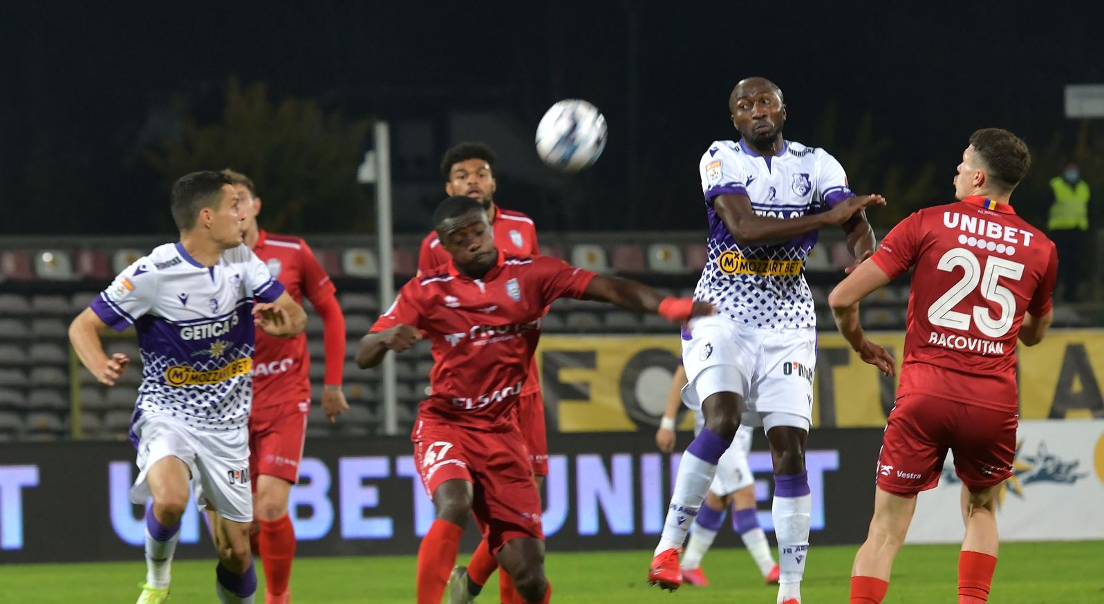 Cei șase “magnifici” din Liga 1 care au bifat toate minutele în primele 21 de etape. CFR și FCSB n-au niciun jucător
