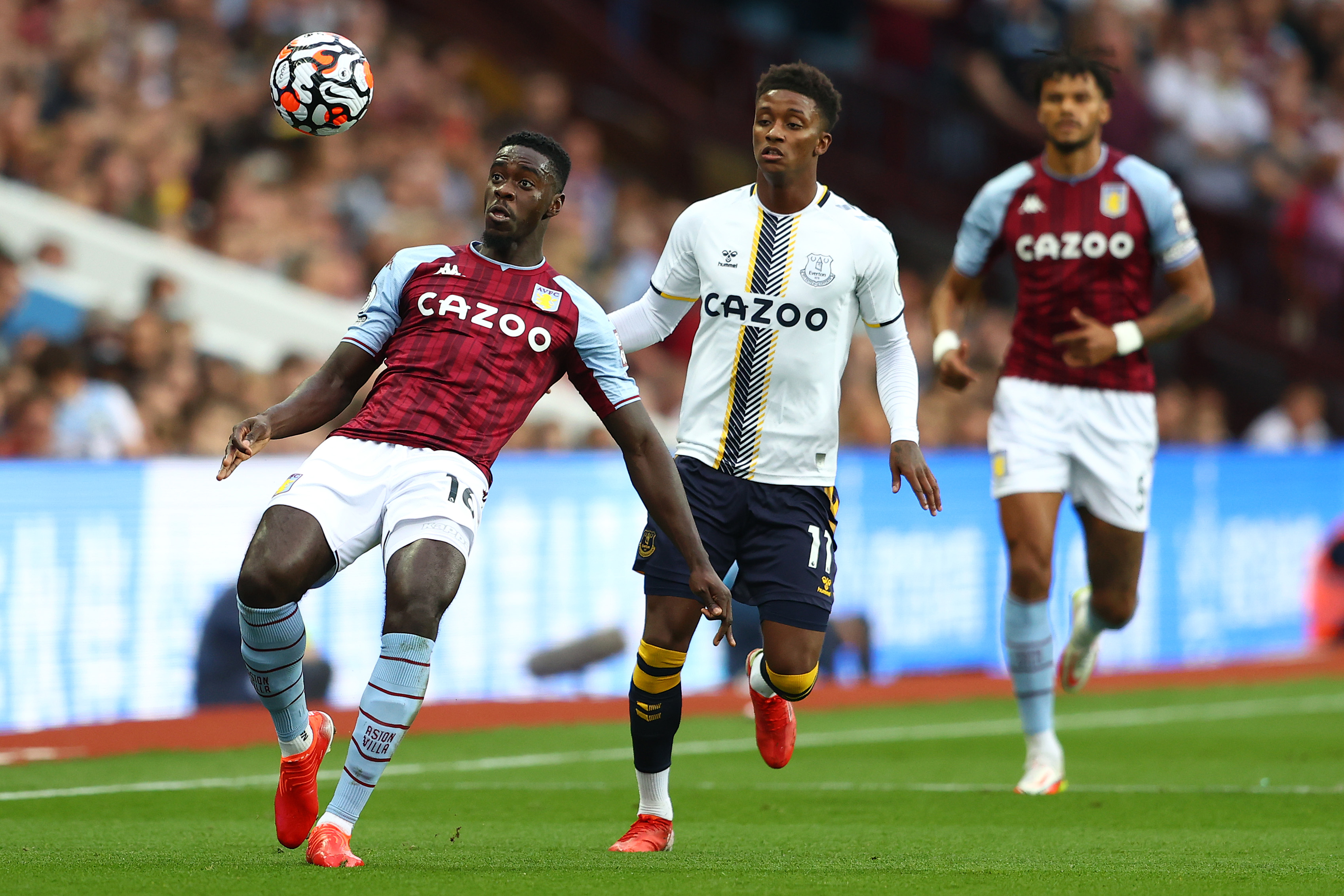 Napoli s-a înțeles cu Axel Tuanzebe, în ciuda opoziției lui Steven Gerrard