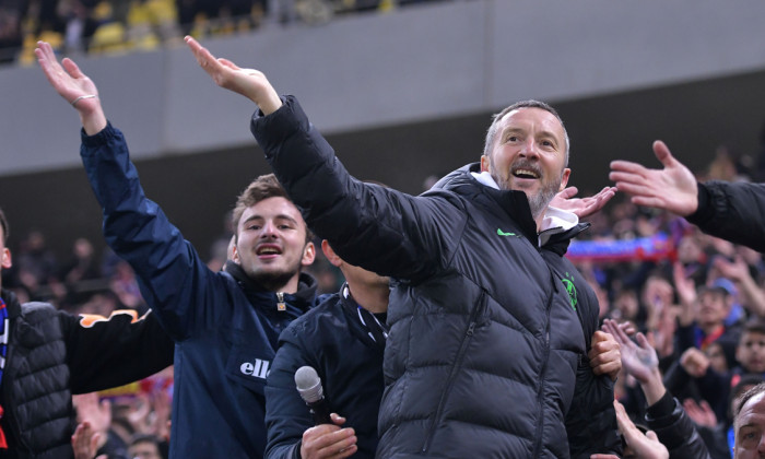 Mihai Stoica, în peluză după FCSB - Rapid / Foto: Sport Pictures