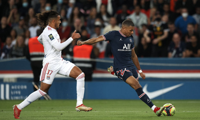 Paris Saint Germain v Olympique Lyonnais - Ligue 1