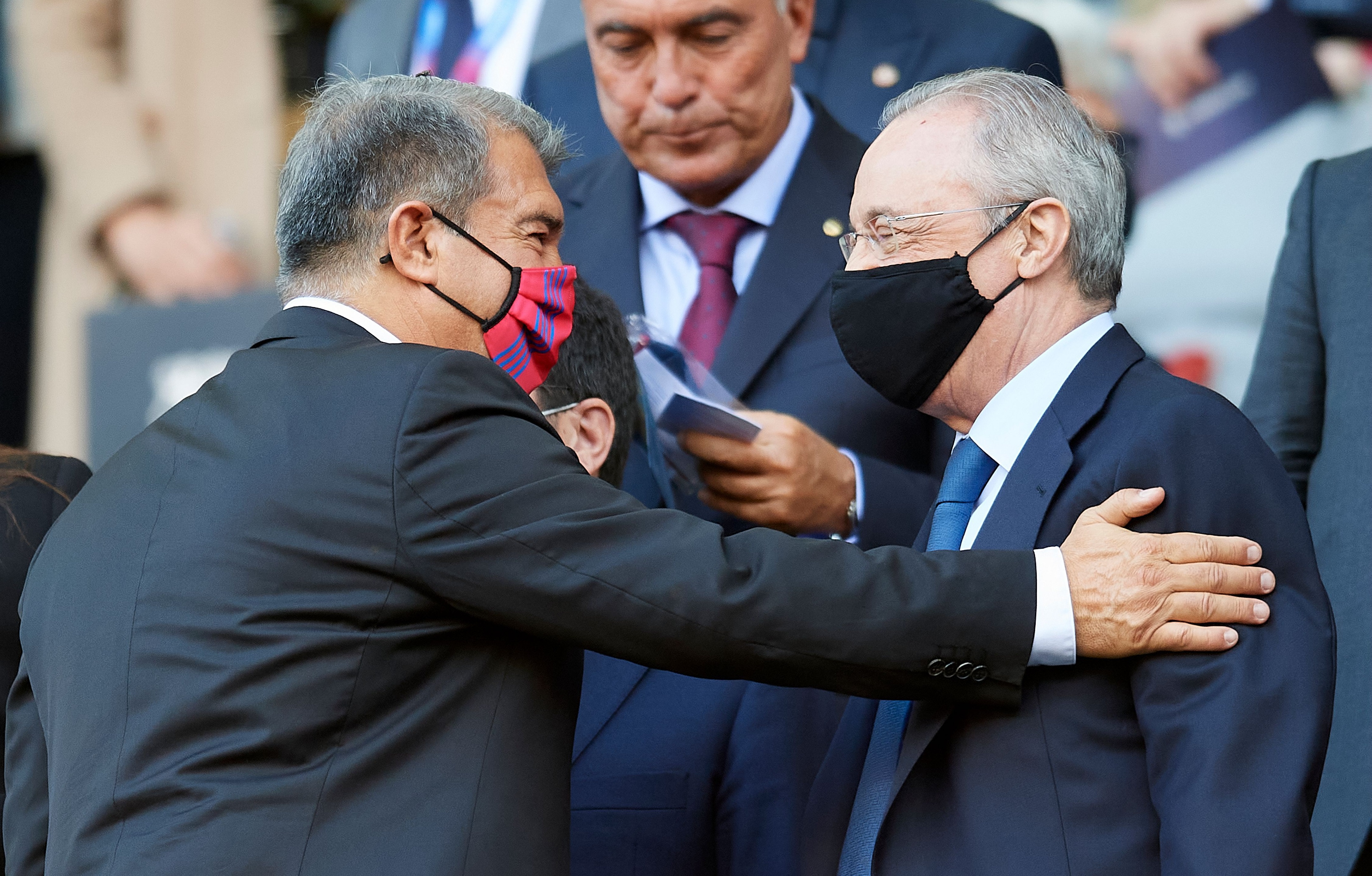 Real Madrid și Barcelona au făcut un "pact de neagresiune"! Ce și-au promis președinții Florentino Perez și Joan Laporta