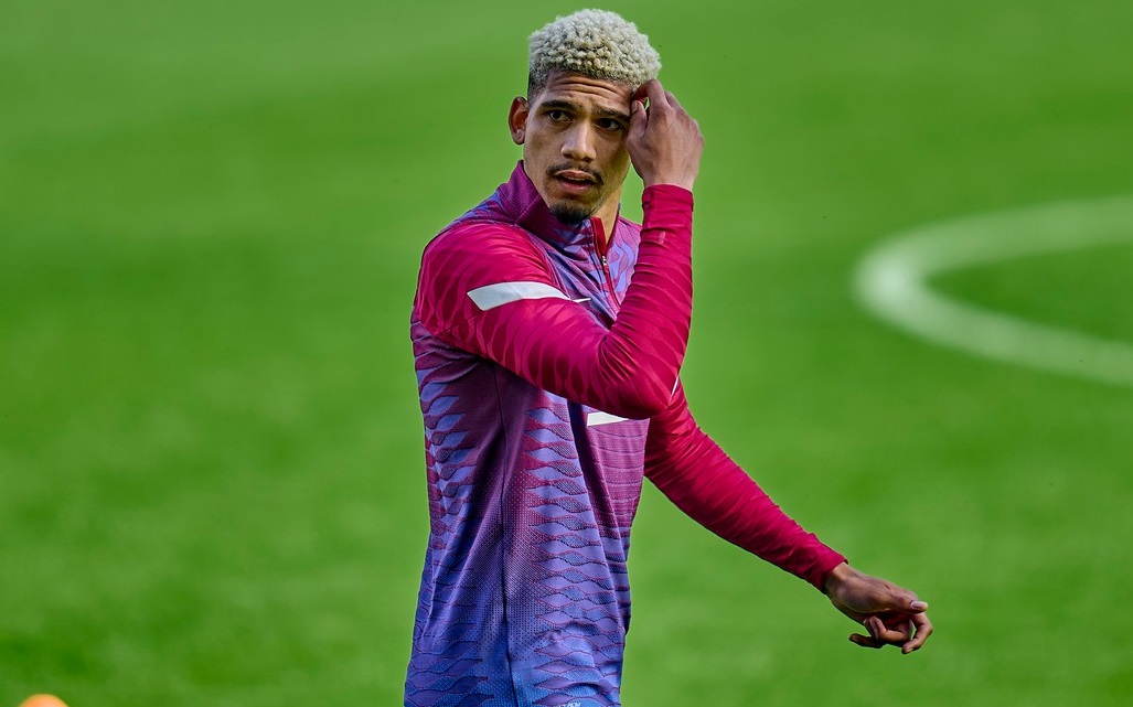 Ronald Araujo a refuzat oferta Barcelonei de a prelungi contractul! Ce au decis catalanii și impresarul fundașului