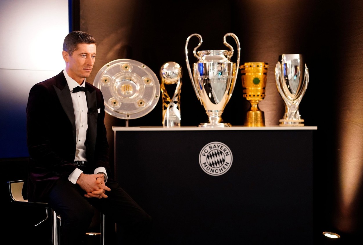 Lewandowski are două variante oferite de Bayern Munchen. Semnează sau pleacă
