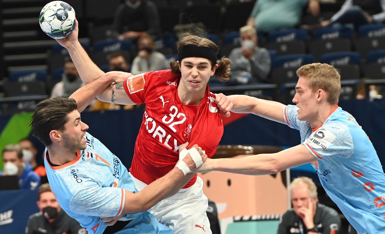 CE de handbal masculin | Miercuri se joacă meciurile din grupa 1, LIVE VIDEO pe Digi Sport 2. Programul zilei și clasamentul