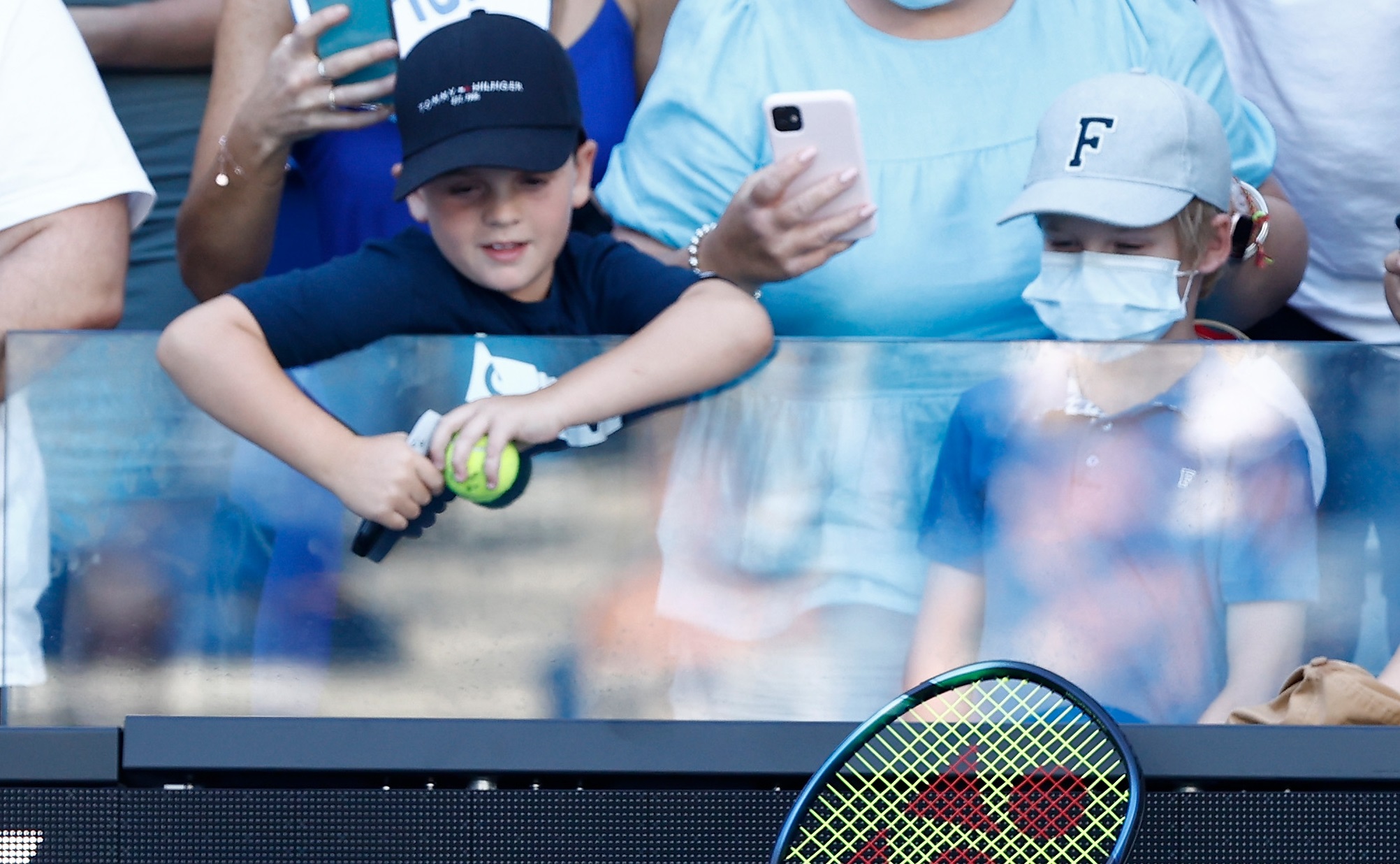 Copilul de 9 ani lovit de Nick Kyrgios la Australian Open a uitat rapid de durere: "Acum sunt cel mai mare fan!"