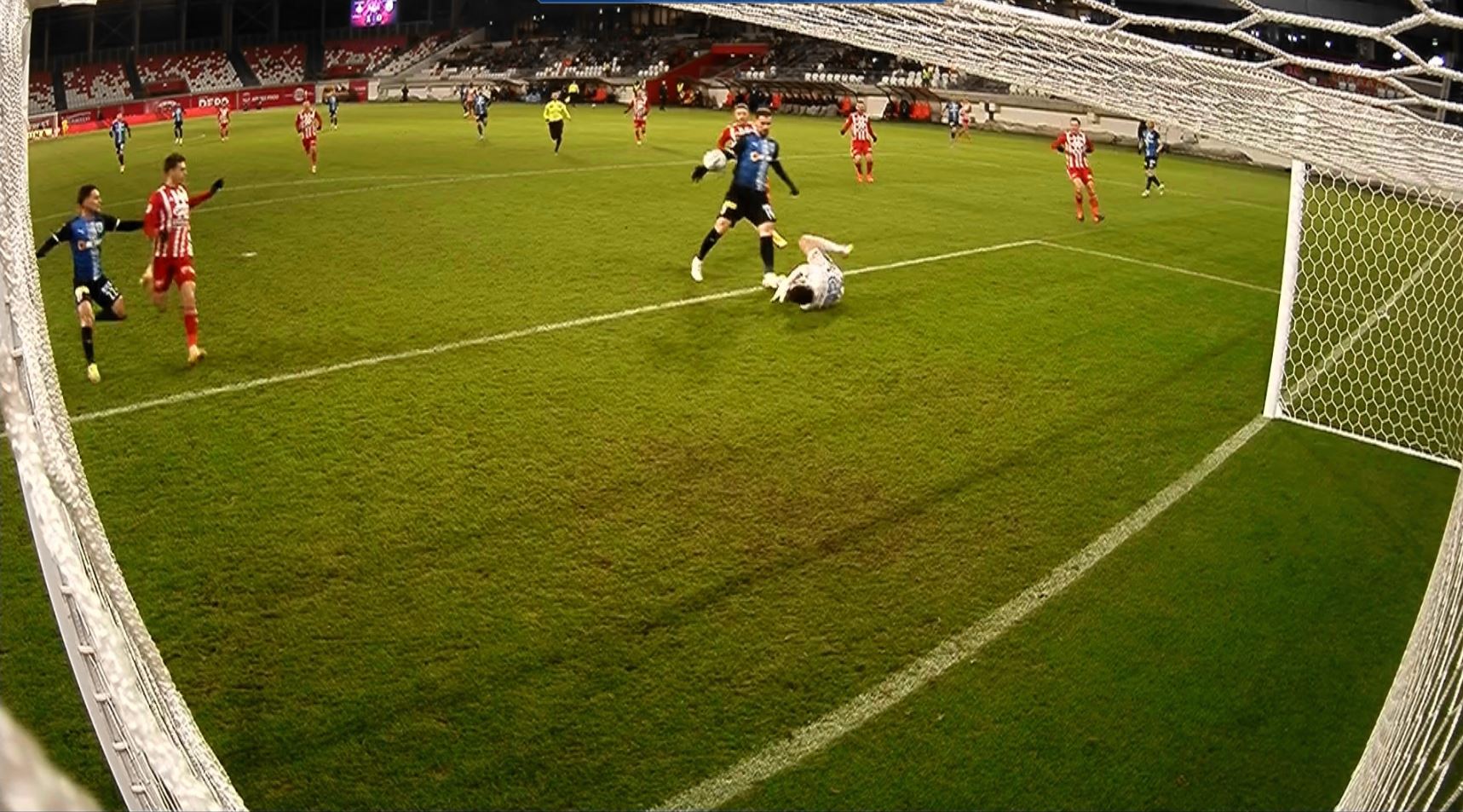 Sepsi - Universitatea Craiova 1-1, ACUM, la Digi Sport 1. Ce nebunie! Gol în secunda 23, egalare cu mâna, gol anulat