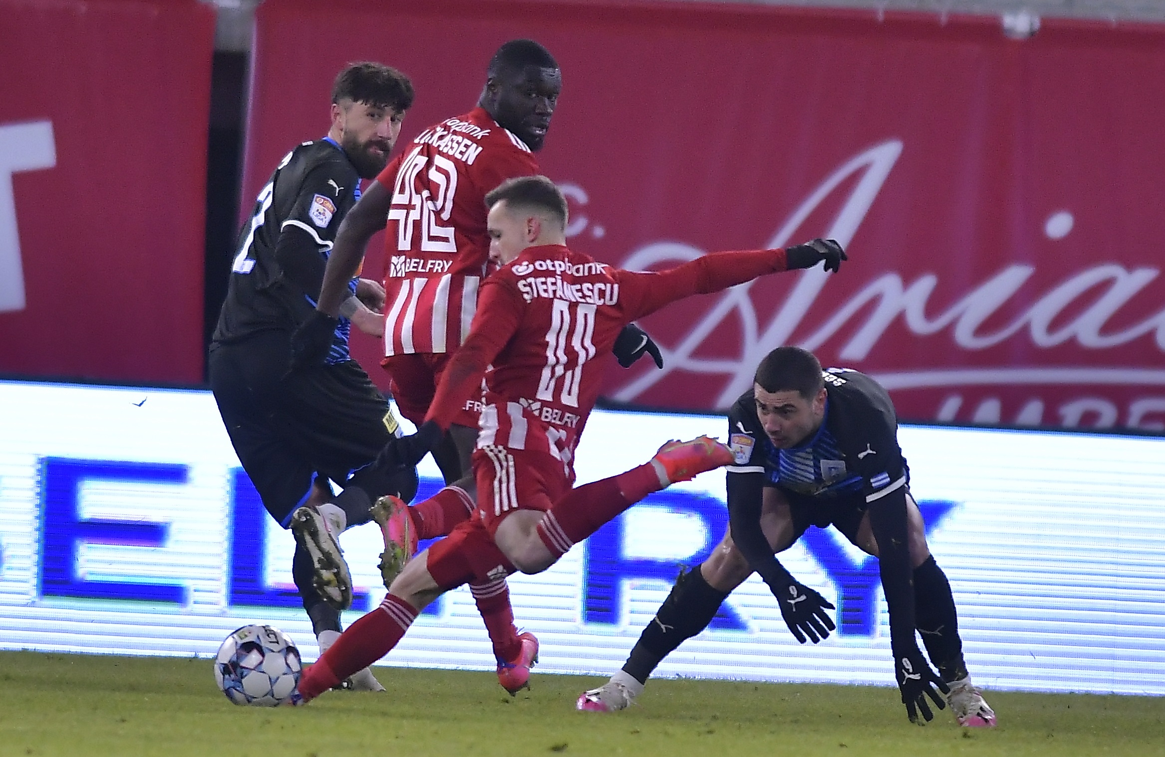 Sepsi - Universitatea Craiova 3-1. Meci nebun, cu un gol în secunda 23, alt gol înscris cu mâna și altul anulat