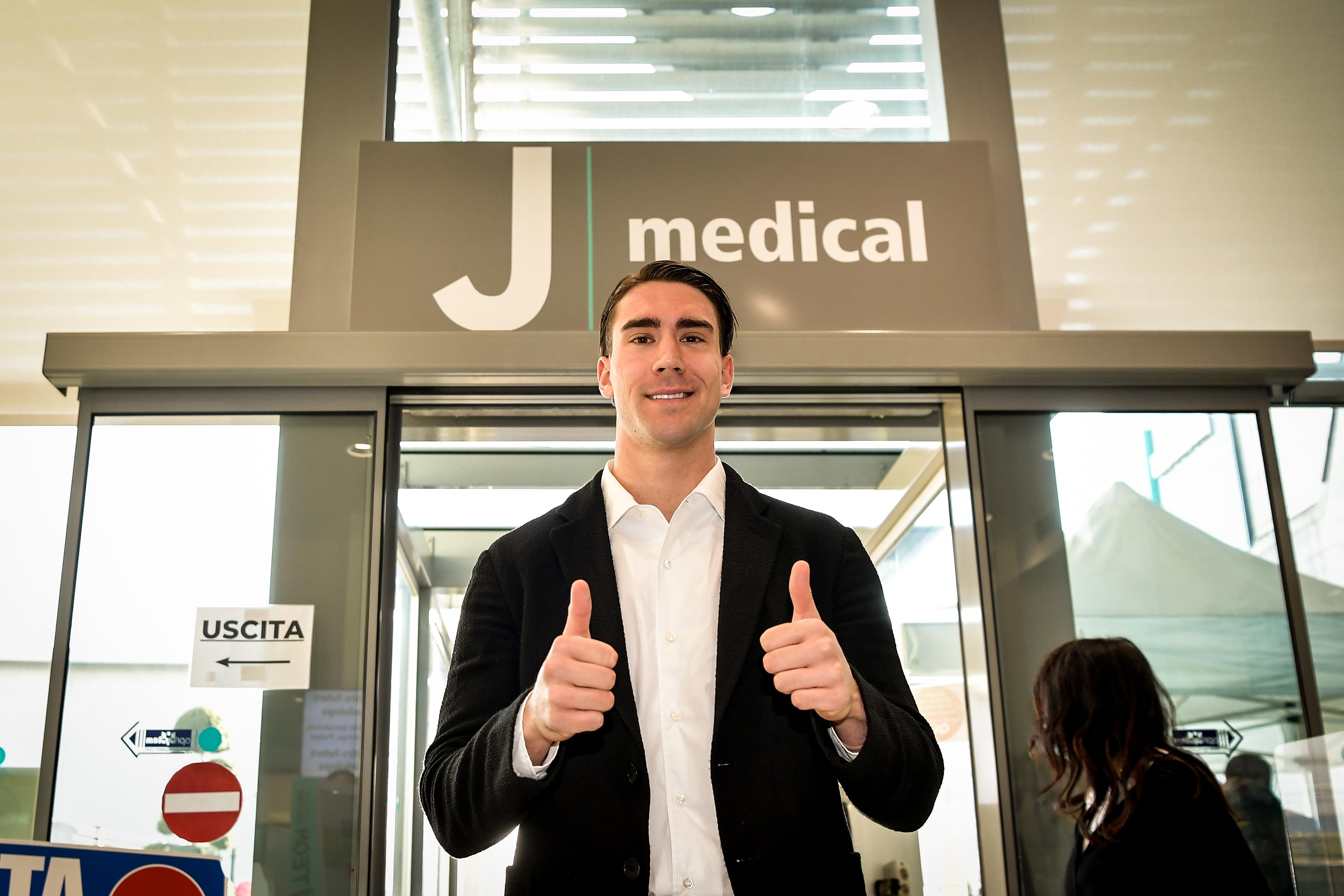 Vlahovic, făcut praf de Fiorentina după transferul record la Juventus: "Un mincinos"