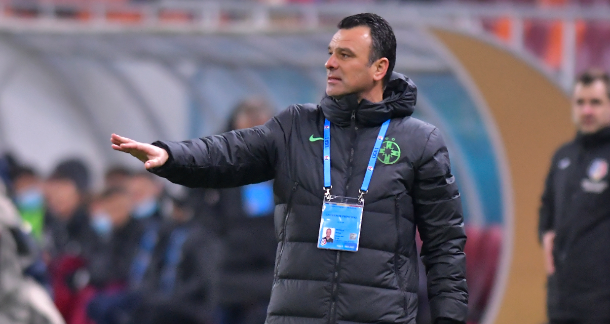 De ce se teme Toni Petrea înaintea meciului cu Dinamo și ”strategia” de care o suspectează pe rivală