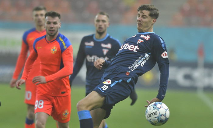 FOTBAL:FCSB-UTA ARAD, LIGA 1 CASA PARIURILOR (5.12.2021)