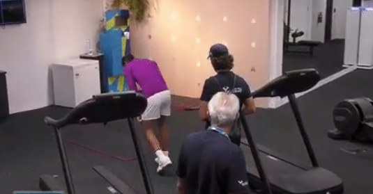 Rafael Nadal, dărâmat total după finala Australian Open. Imagini din vestiar