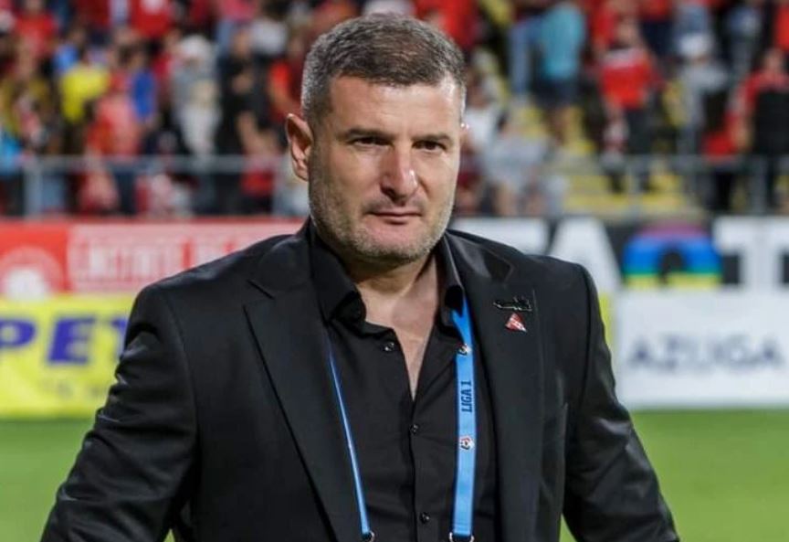 Laszlo Balint, soluție pentru Rapid? Legătura dintre antrenor și Victor Angelescu, dar și ce șanse sunt să bată palma