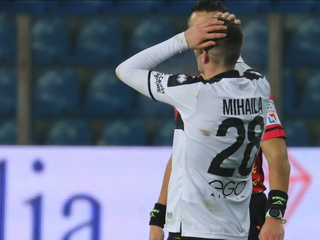 Problemi per Valentin Mihăila!  Il rumeno è stato sostituito al 12′ della partita Parma – Ternana