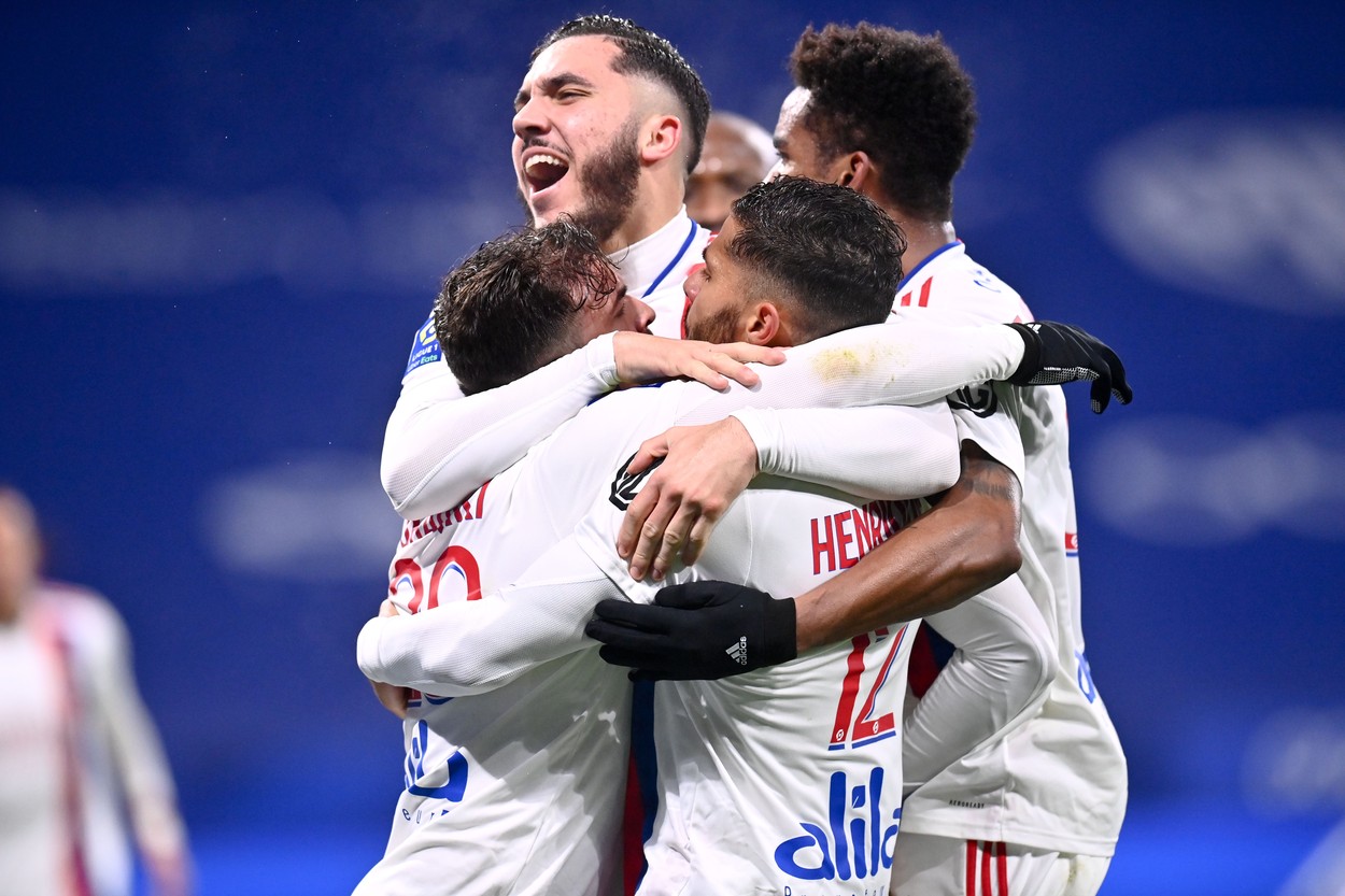 Lyon - Marseille 2-1. Gazdele au reușit remontada pe final și au ajuns la trei victorii consecutive în Ligue 1