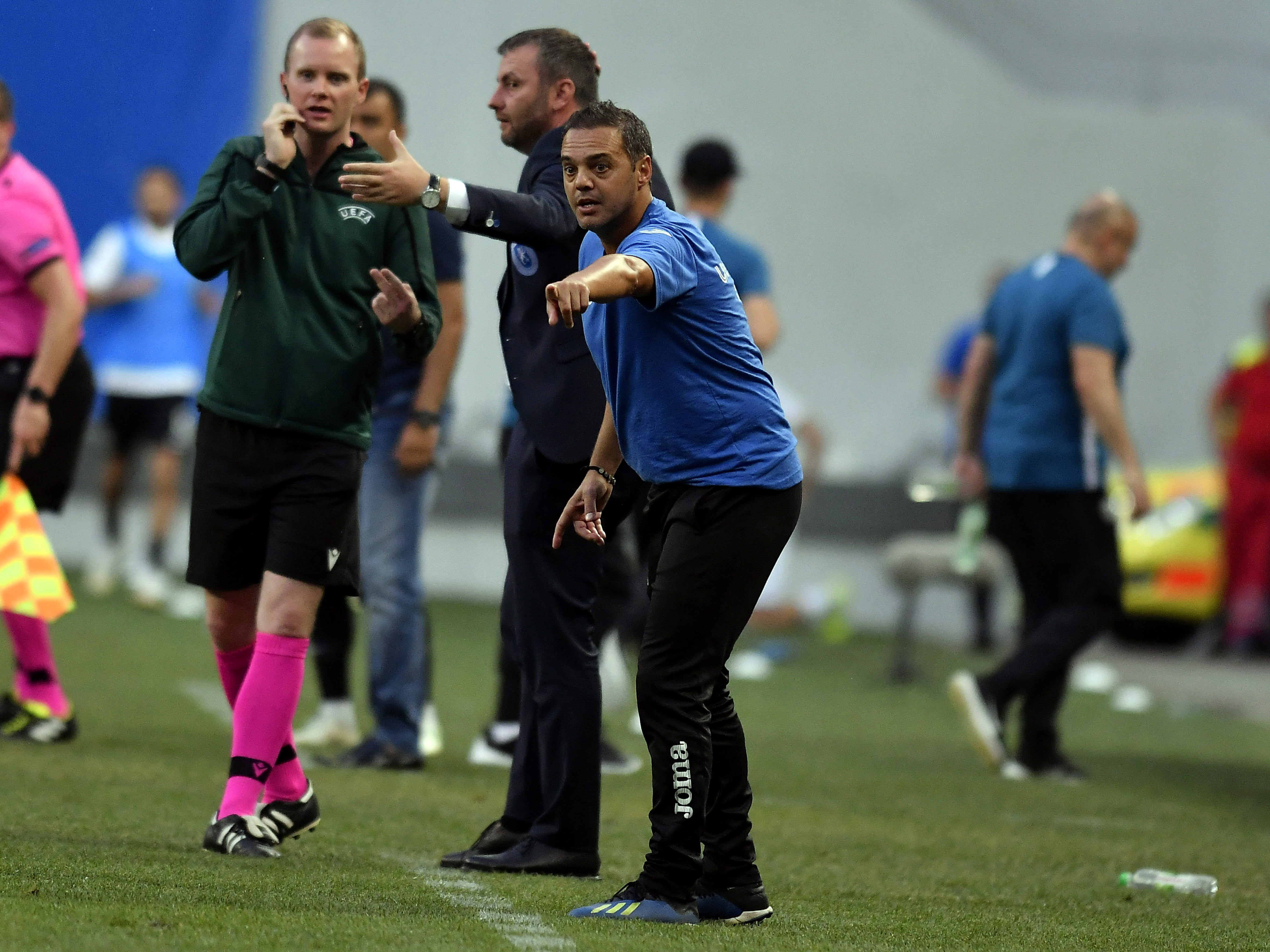 FC Argeș a găsit antrenor cu licență Pro după plecarea lui Ianovschi: "Jucătorii trebuie să se trezească"