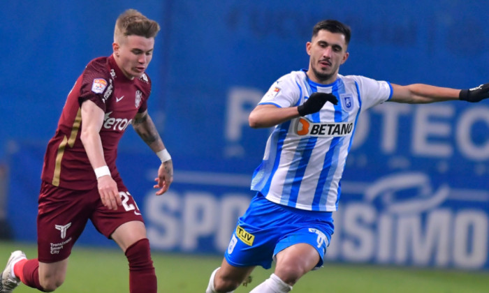 Claudiu Petrila și Andrei Ivan, în meciul Universitatea Craiova - CFR Cluj / Foto: Sport Pictures