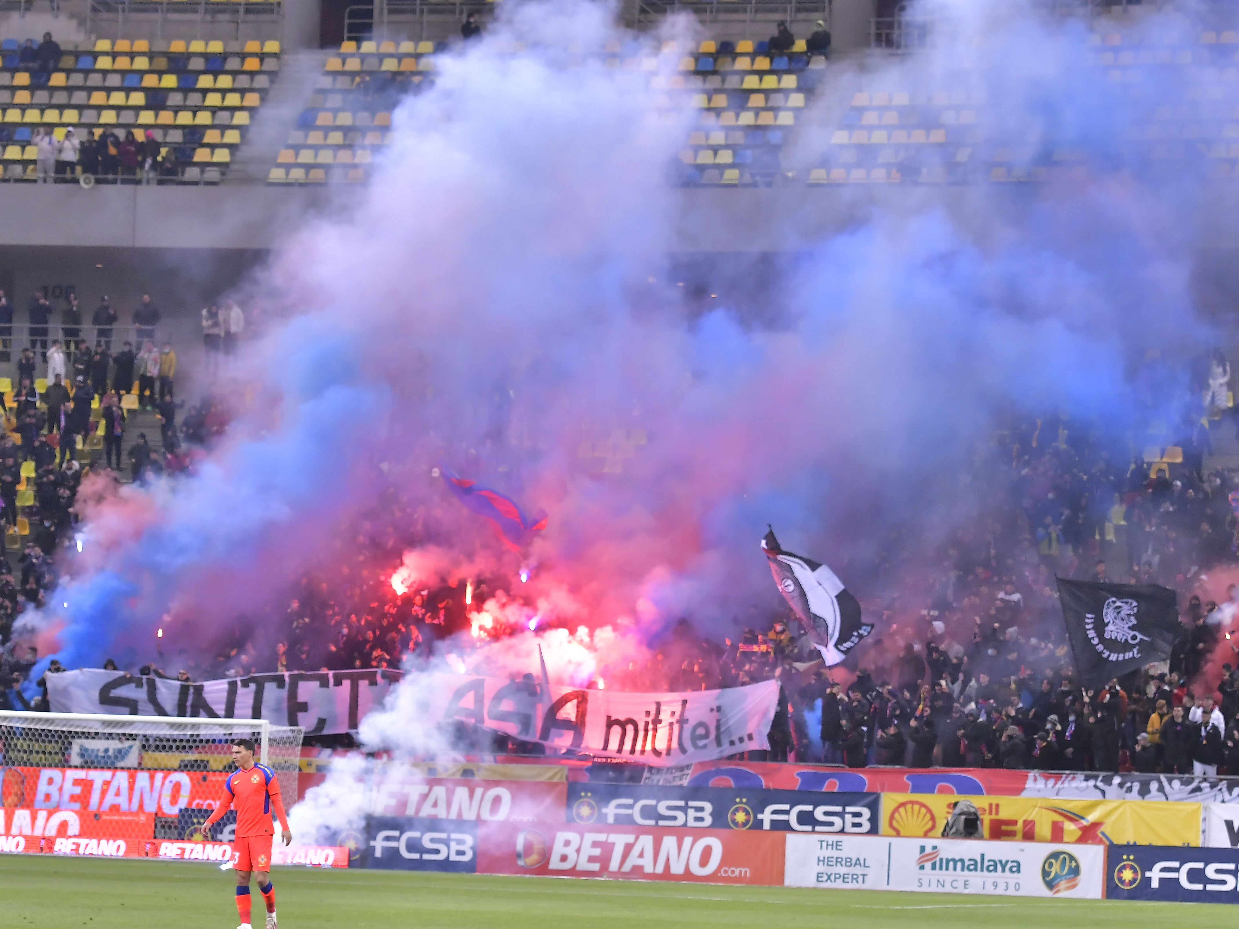 Susținere puternică din tribune la FCSB – U Craiova 1948! Câți suporteri au fost pe Arena Națională