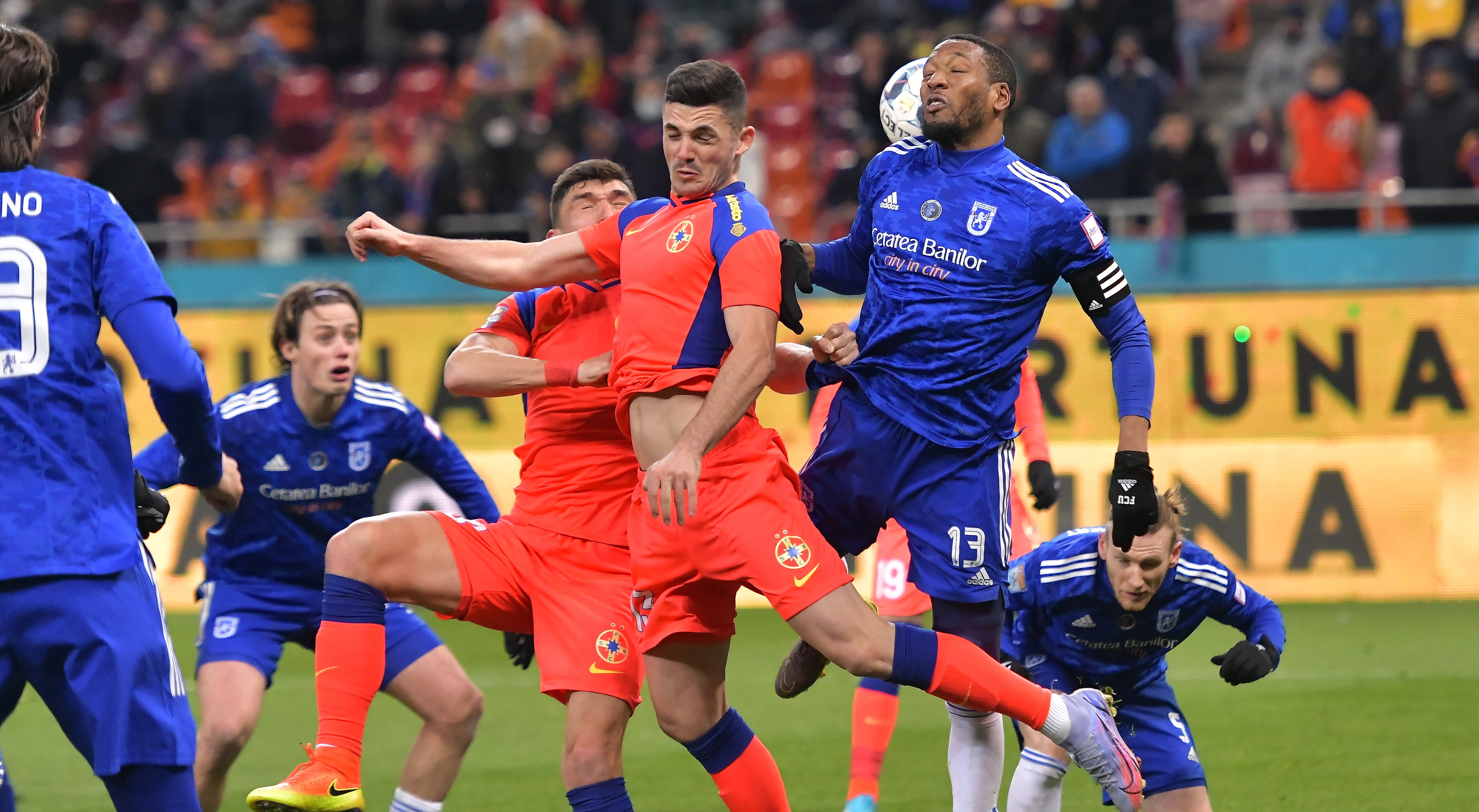 FCSB - U Craiova 1948 2-2. Spectacol total. Oltenii au condus de două ori. Keșeru a egalat din penalty în minutul 90+2