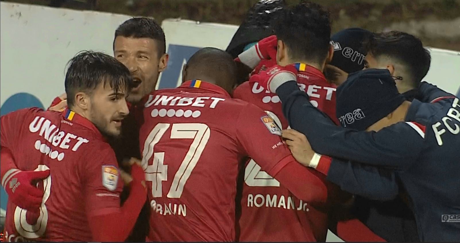 FC Botoșani - Dinamo 3-0, ACUM, la Digi Sport 1. Câinii, executați. Brazilianul Jaja, dublă superbă