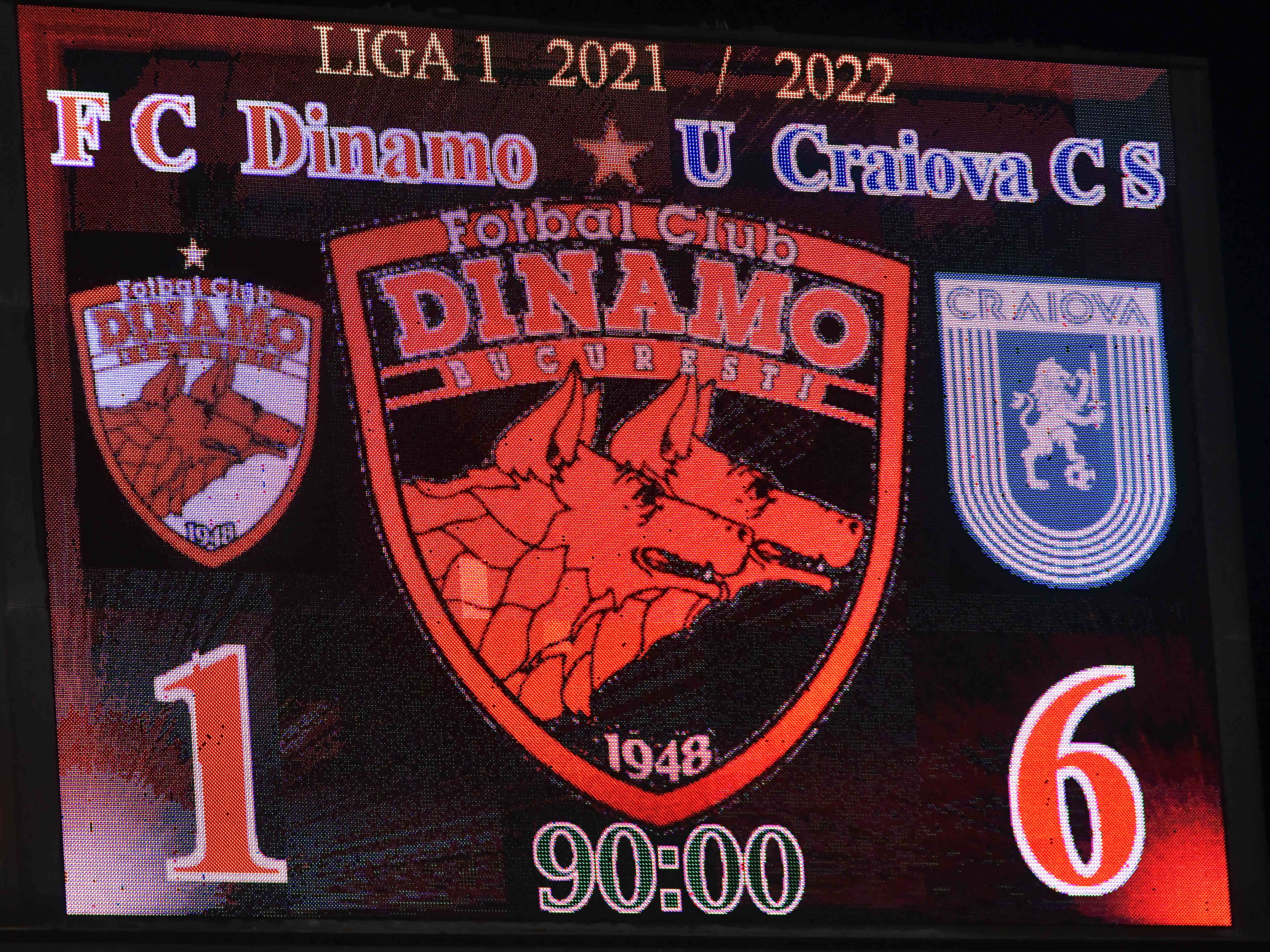 Dinamo - Universitatea Craiova 1-6. Încă o umilință istorică pentru câini! Retrogradarea e din ce în ce mai aproape