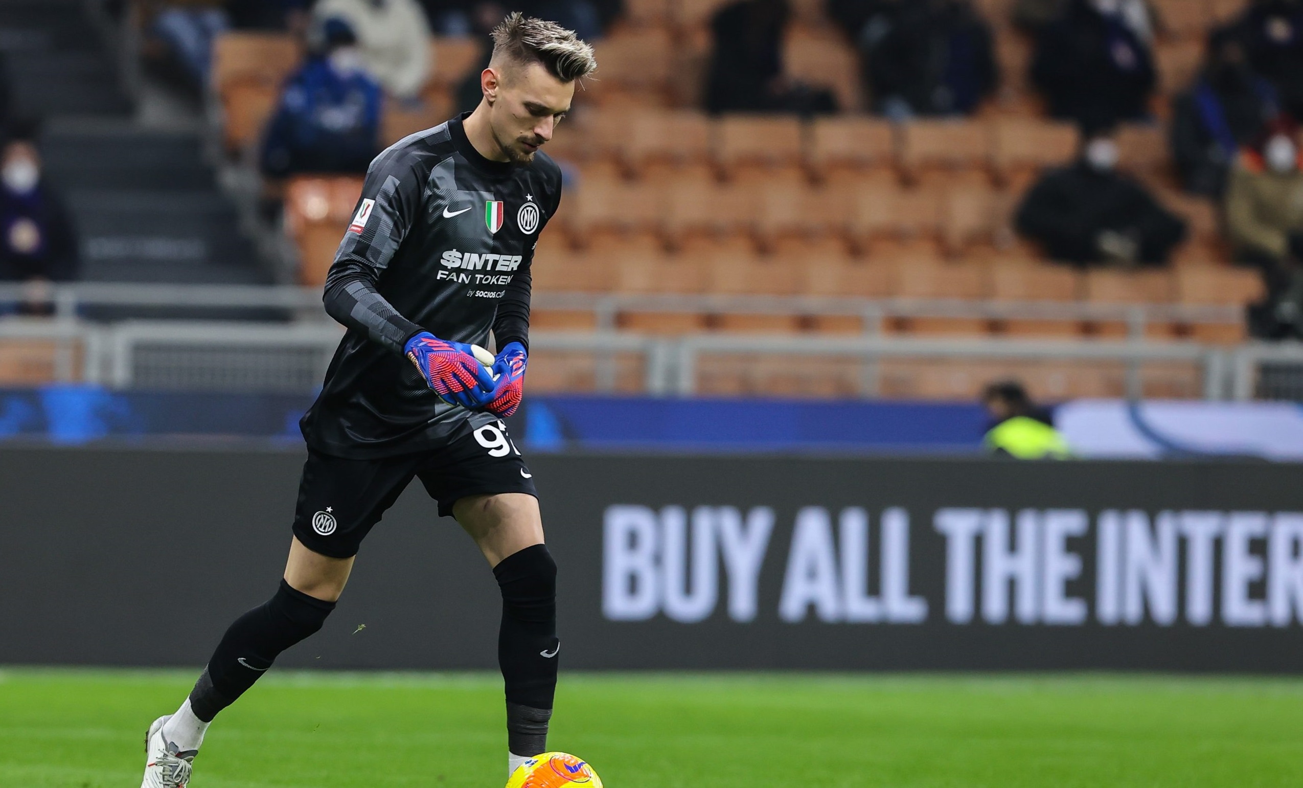 Ionuț Radu, folosit de Inter ca monedă de schimb? Portarul român ar putea rămâne în Serie A