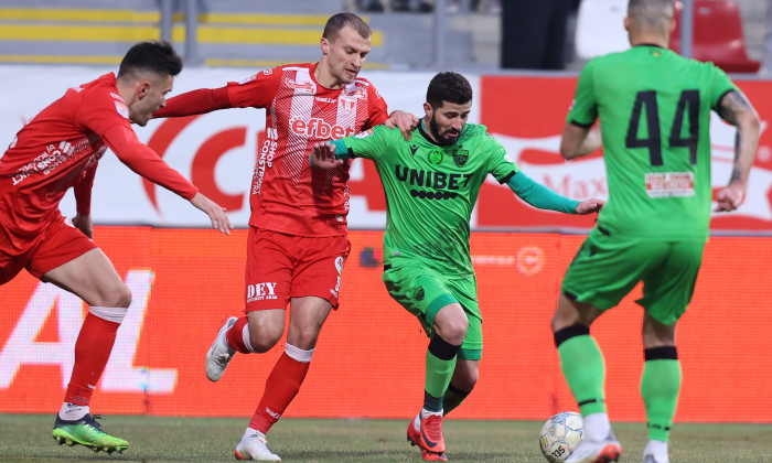 FOTBAL:UTA ARAD-DINAMO BUCURESTI, LIGA 1 CASA PARIURILOR (13.02.2022)