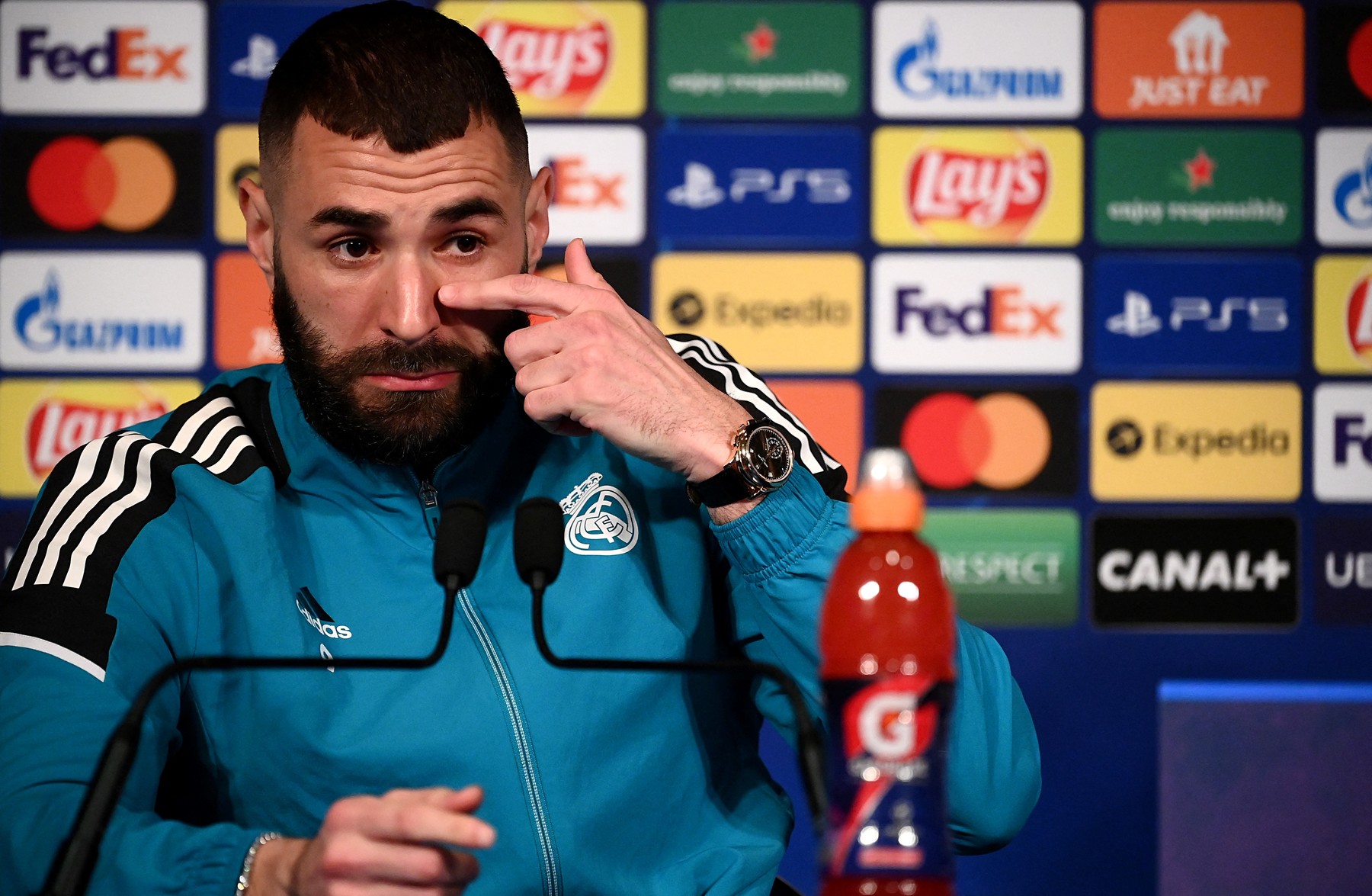 Karim Benzema, precaut înaintea meciului cu PSG: ”Forțez, dar nu vreau să mă accidentez!” + Ce mesaj i-a transmis lui Mbappe