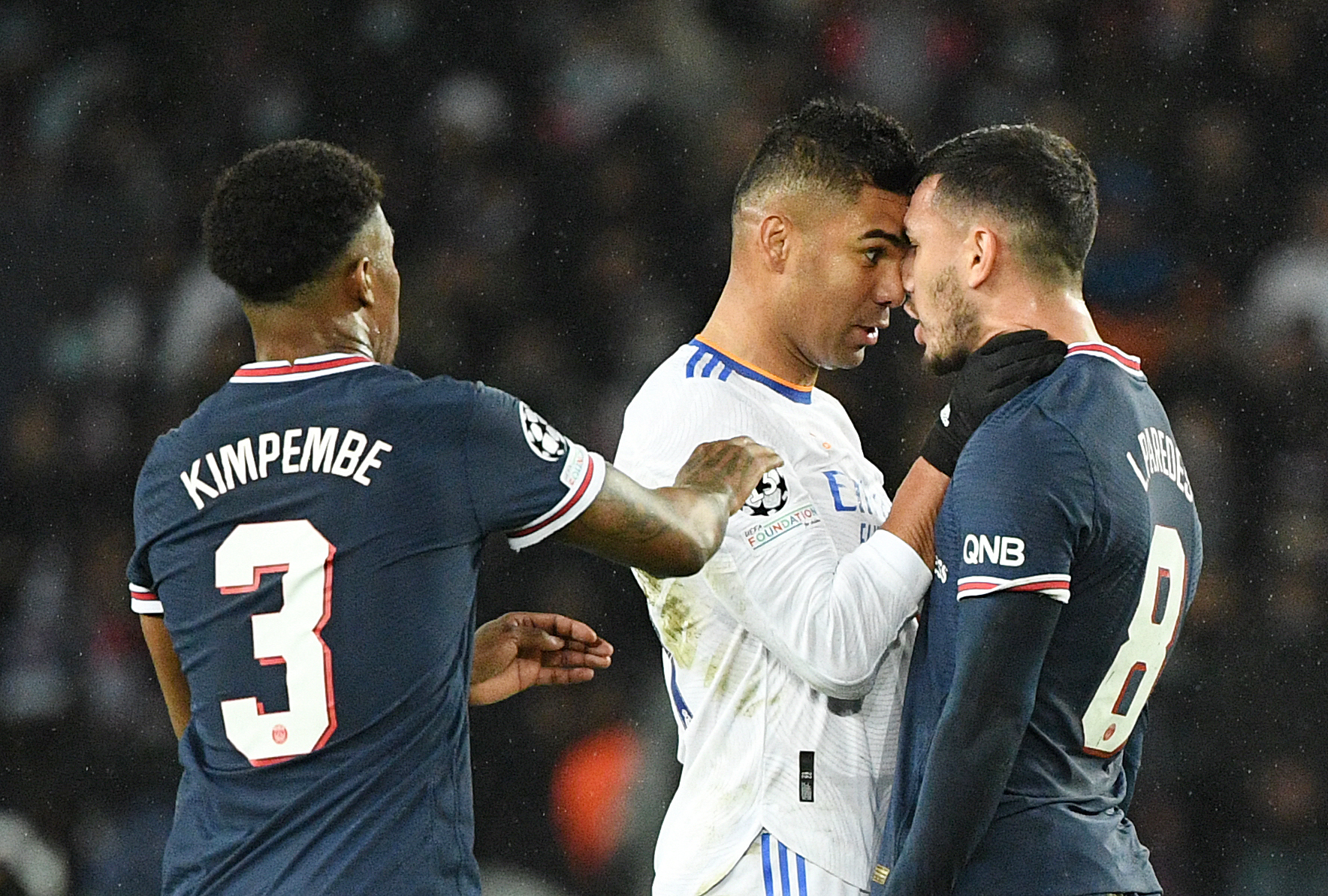 Nervi întinși la maximum la PSG – Real Madrid! Casemiro i-a băgat mâna în gât lui Paredes