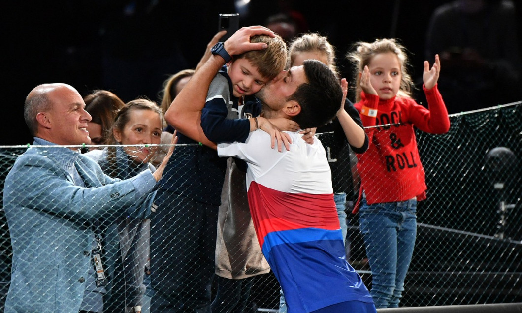 Novak Djokovic remporte la finale homme du Rolex Paris Masters face ŕ Daniil Medvedev