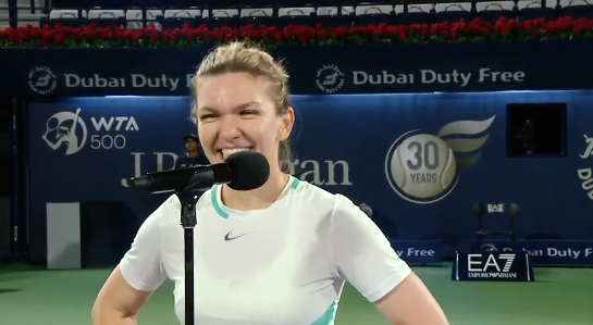 ”Atât de bătrână sunt”. Simona Halep a provocat hohote de râs la Dubai și a oferit un răspuns inedit