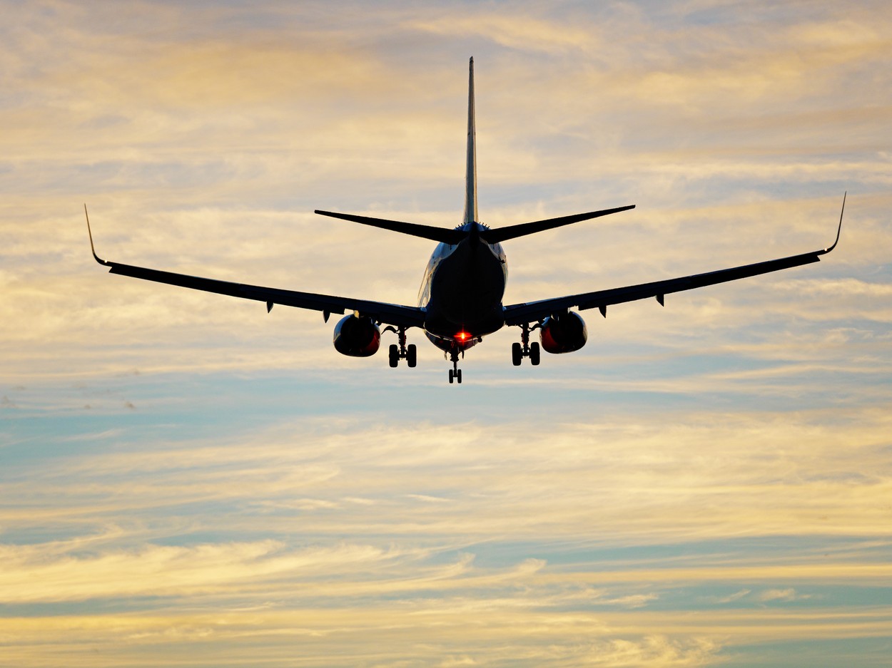 Momente neplăcute pentru cei de la Manchester City. Avionul care îi transporta a avut parte de o aterizare forțată