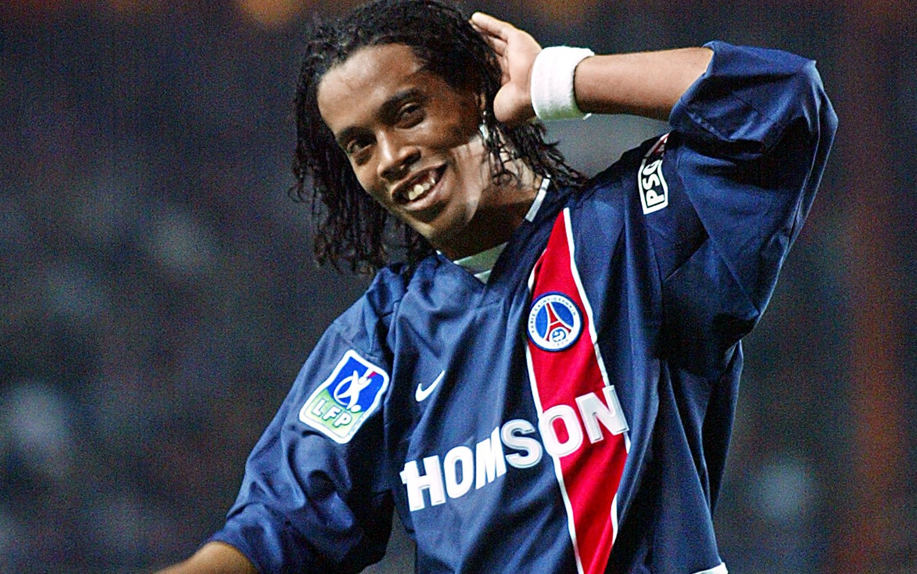 Raț a povestit episodul în care Ronaldinho i-a dat mingea printre picioare, la celebrul Rapid - PSG. Ce l-a rugat la final